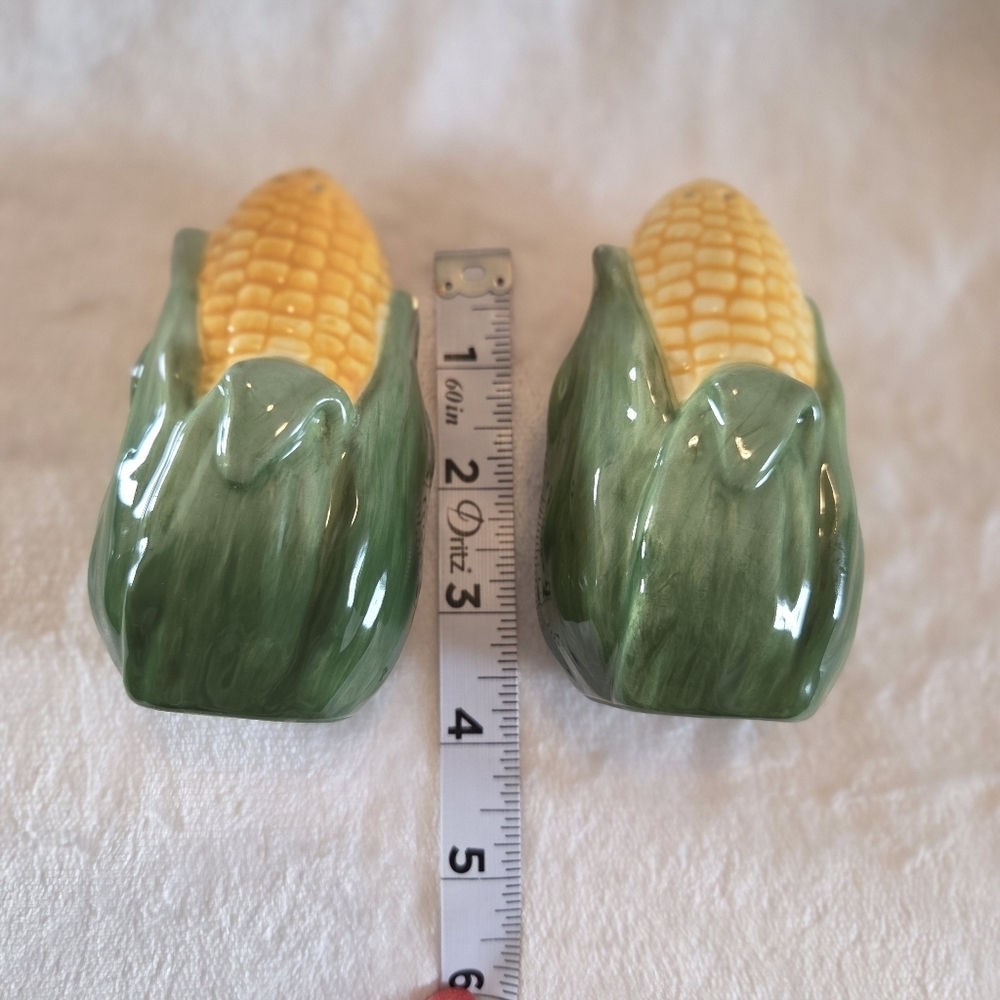 Half Shucked Corn On the Cob Salt and Pepper Shakers Ceramic - Picture 8 of 9